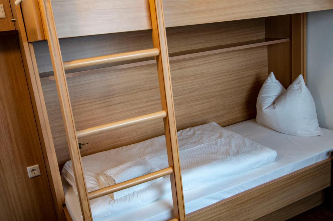 Ausbildungshotel St. Theresia München Eksteriør billede