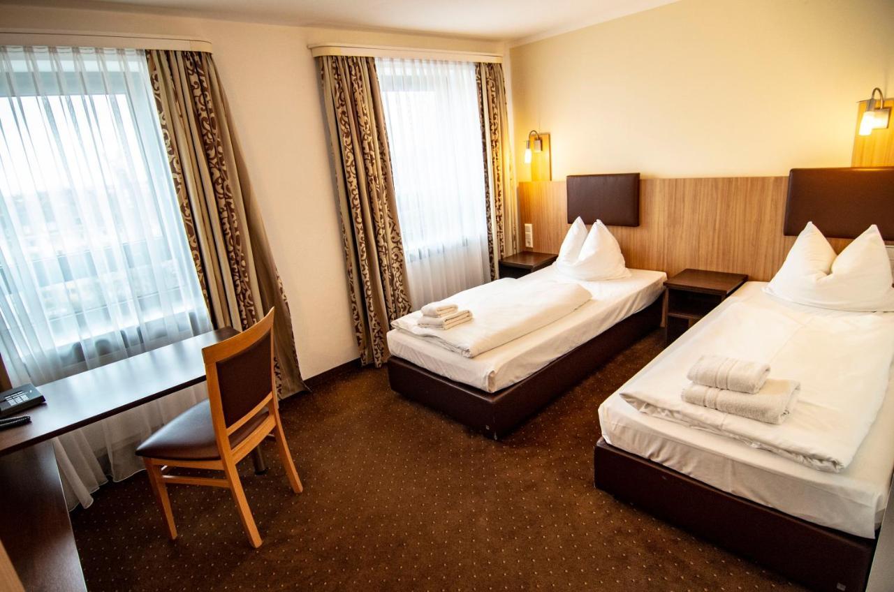 Ausbildungshotel St. Theresia München Eksteriør billede
